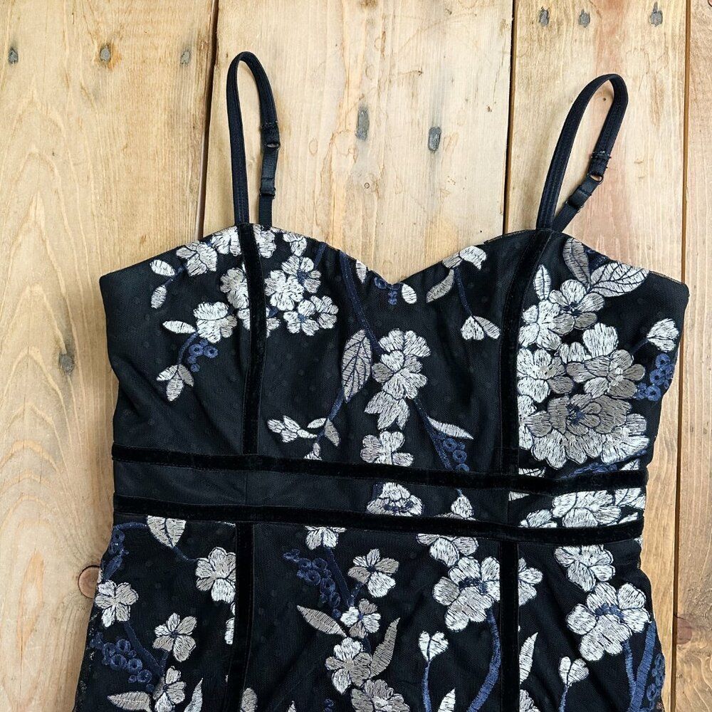 Lulus Black Floral Embroidered Midi Dress L Silver Tulle Bottom Stunning - Picture 13 of 13